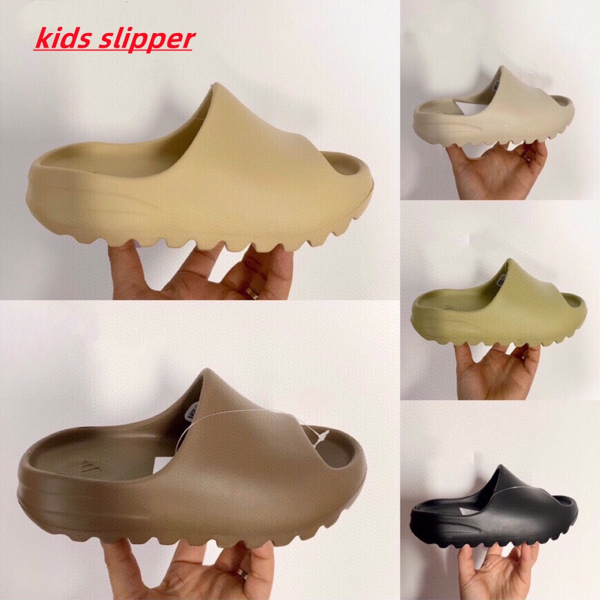 【withbox】Yezy coconut 700 sandals EVA boys girl slippers children