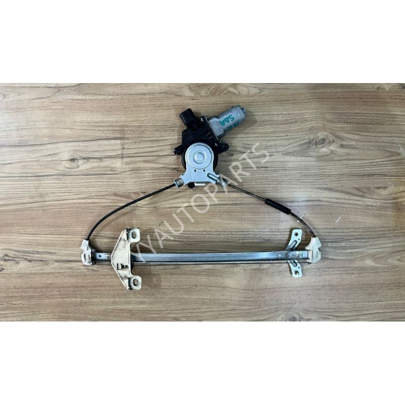 HONDA ACCORD SDA 20032007 REAR POWER WINDOW GEAR WITH MOTOR LEFT USED