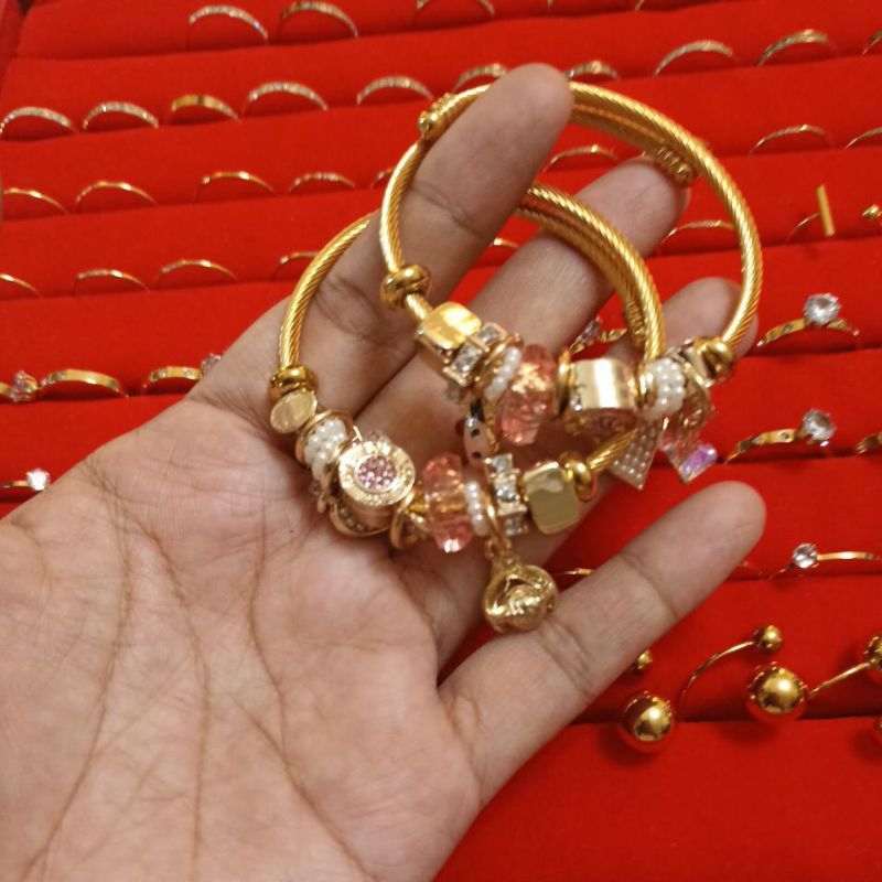 PANDORA !! Pandora's Style Bangle Is Suitable For Daily Wear Wet So On