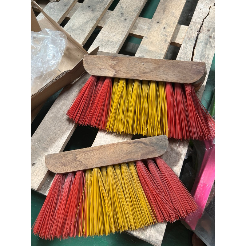 (clearance/reject) Nylon Hard Plastic Floor Broom (HEAD ONLY) / Penyapu ...