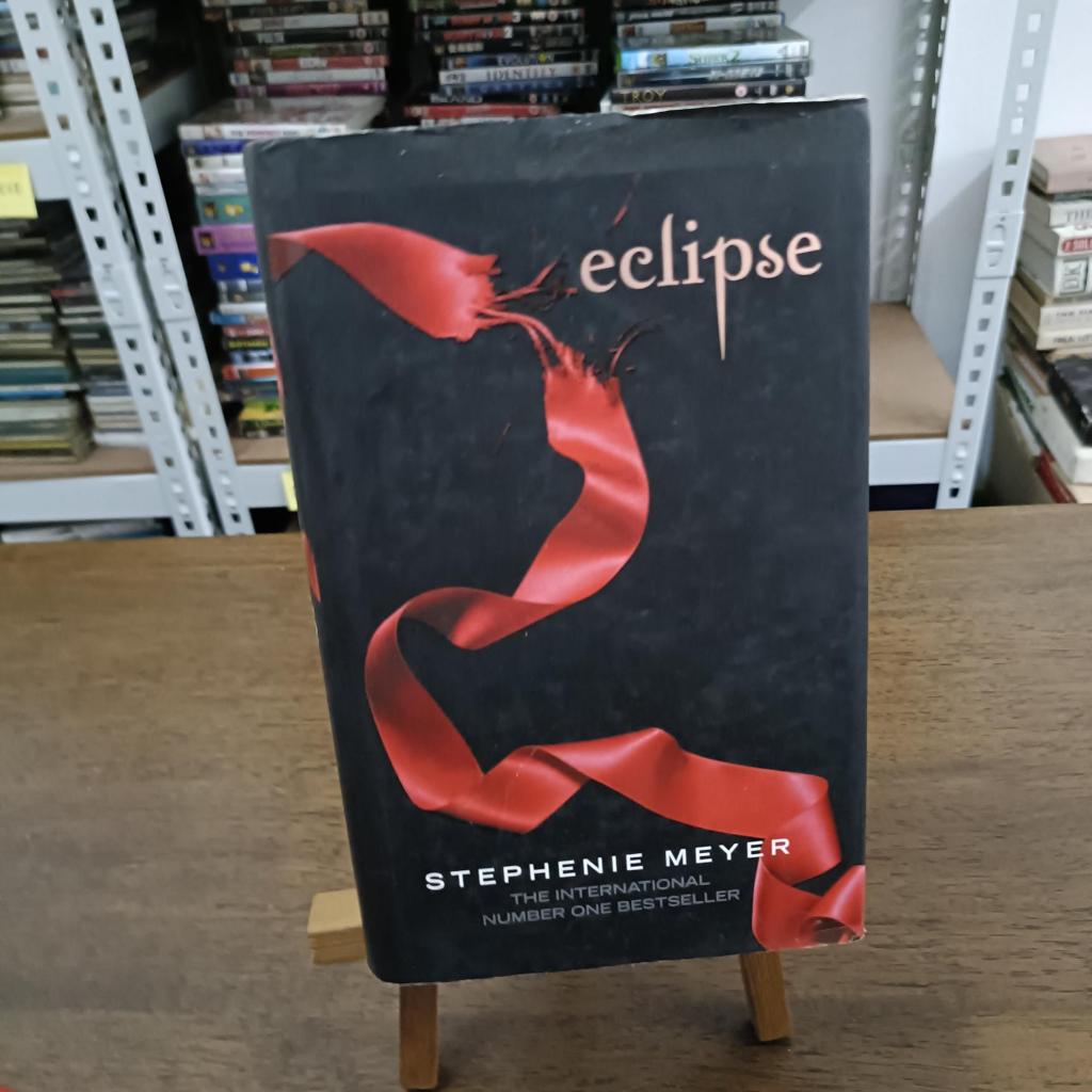The Twilight Saga 3 Eclipse Stephenie Meyer | Shopee Philippines
