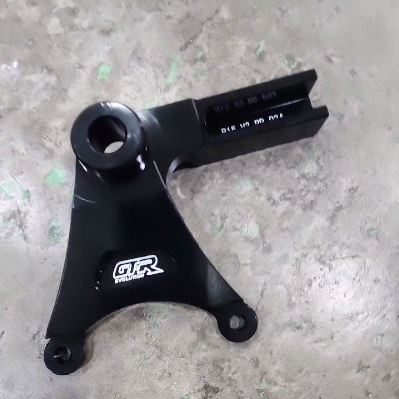 P34 Bracket Caliper For Yamaha R15 V3 MT15 CNC Black For Brembo HEL RCB Rapido 2Pot Shopee