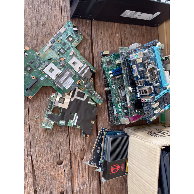 spoiled / faulty / rosak graphic card laptop desktop mobo motherboard