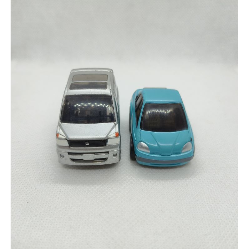 choro q (dont know the model of the car) Shopee Philippines