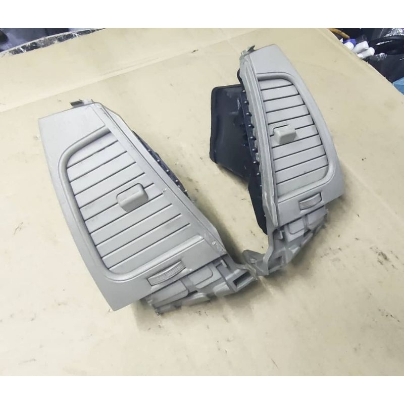 Toyota innova aircond vent center Toyota innova aircond vent panel ...