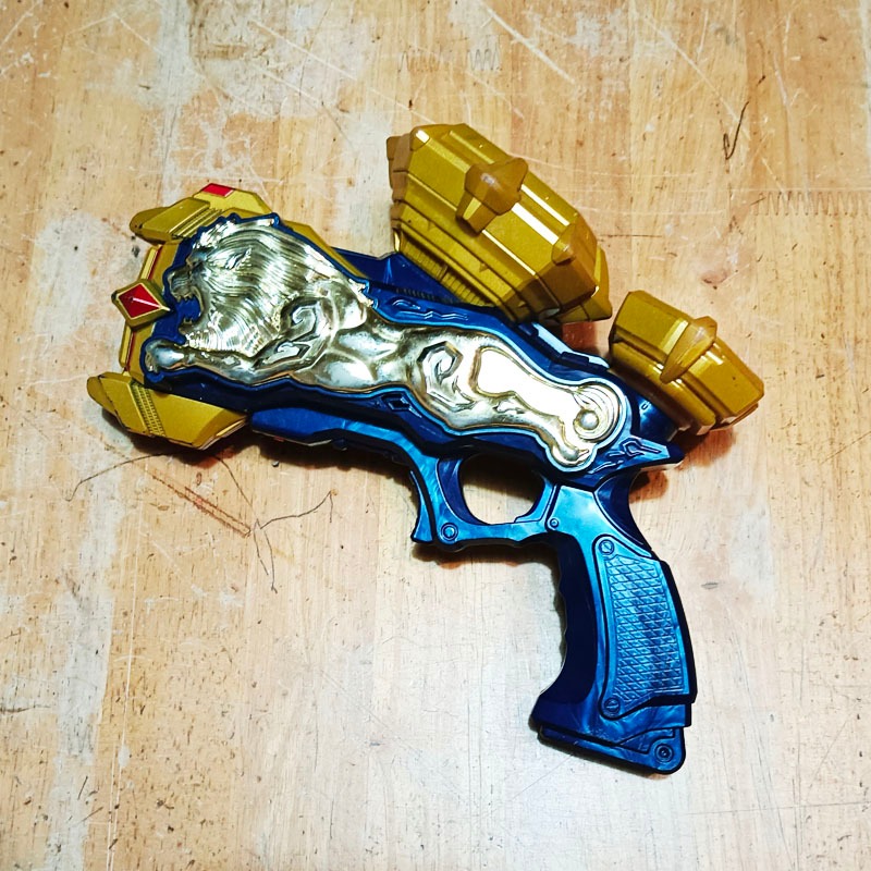 KAMEN RIDER BEAST Dx Mirage Magnum (USED) | Shopee Philippines