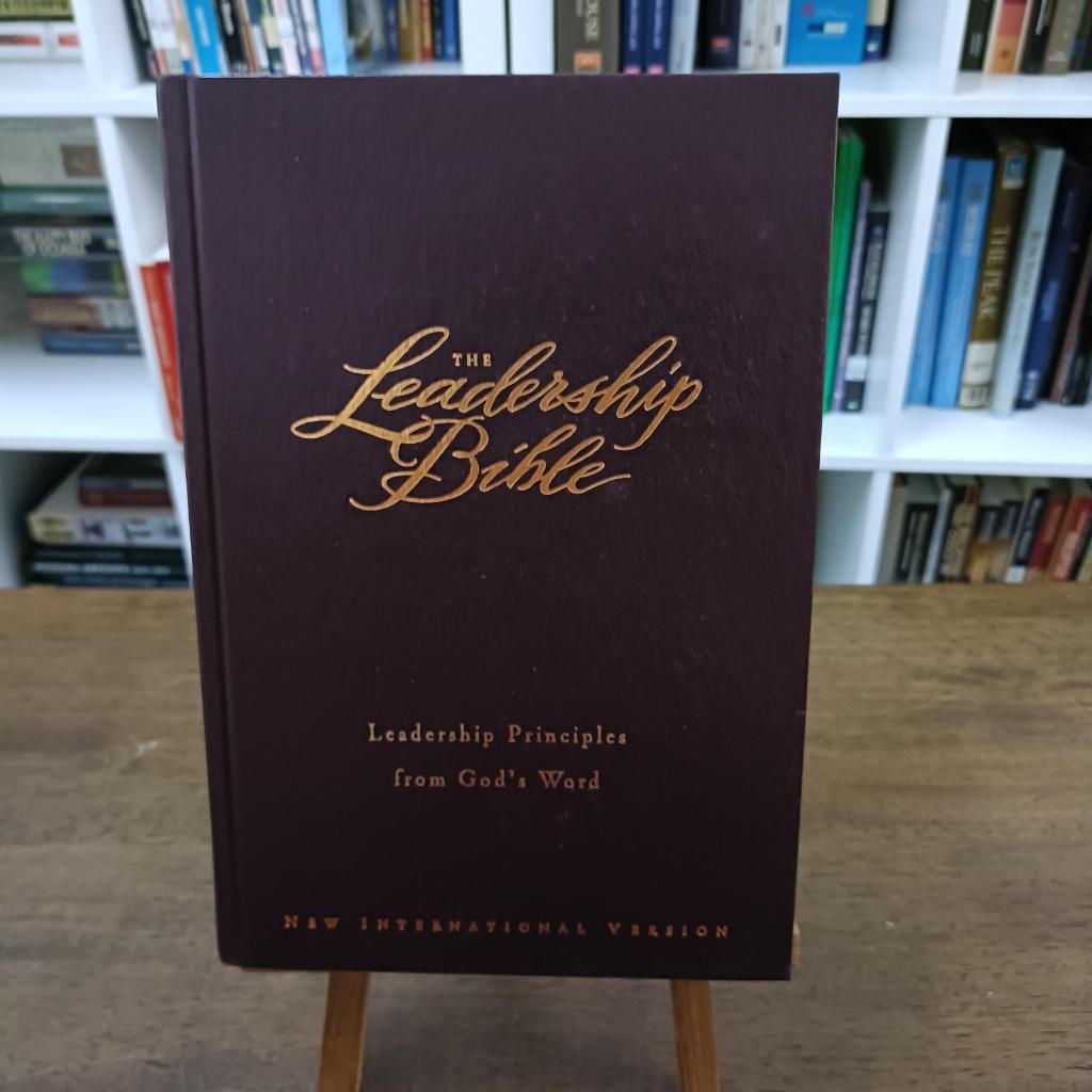 The Leadership Bible: Leadership Principles from God's Word, NIV ...