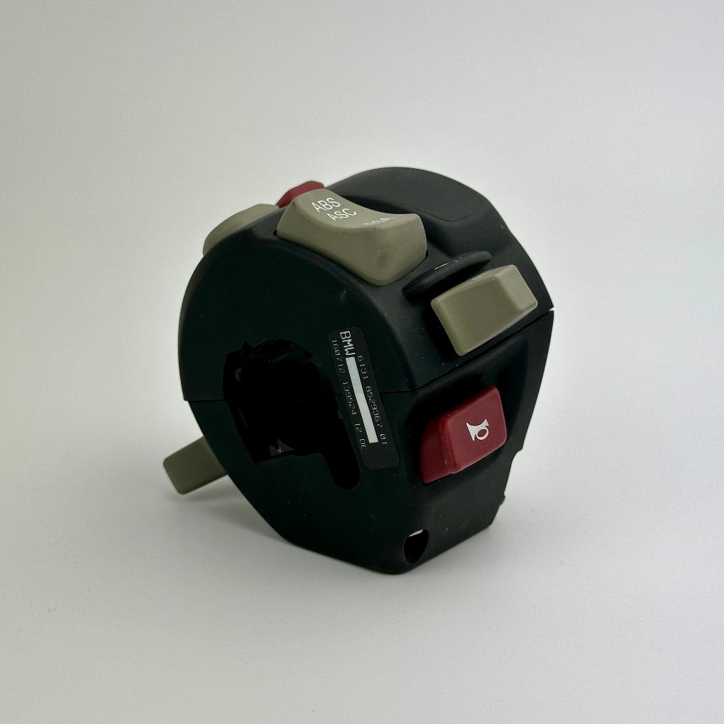 Genuine BMW Left Handlebar Switch For K40 K42 K43 K44 K46 K70 K71 K72 K73 K75 – 61317708219