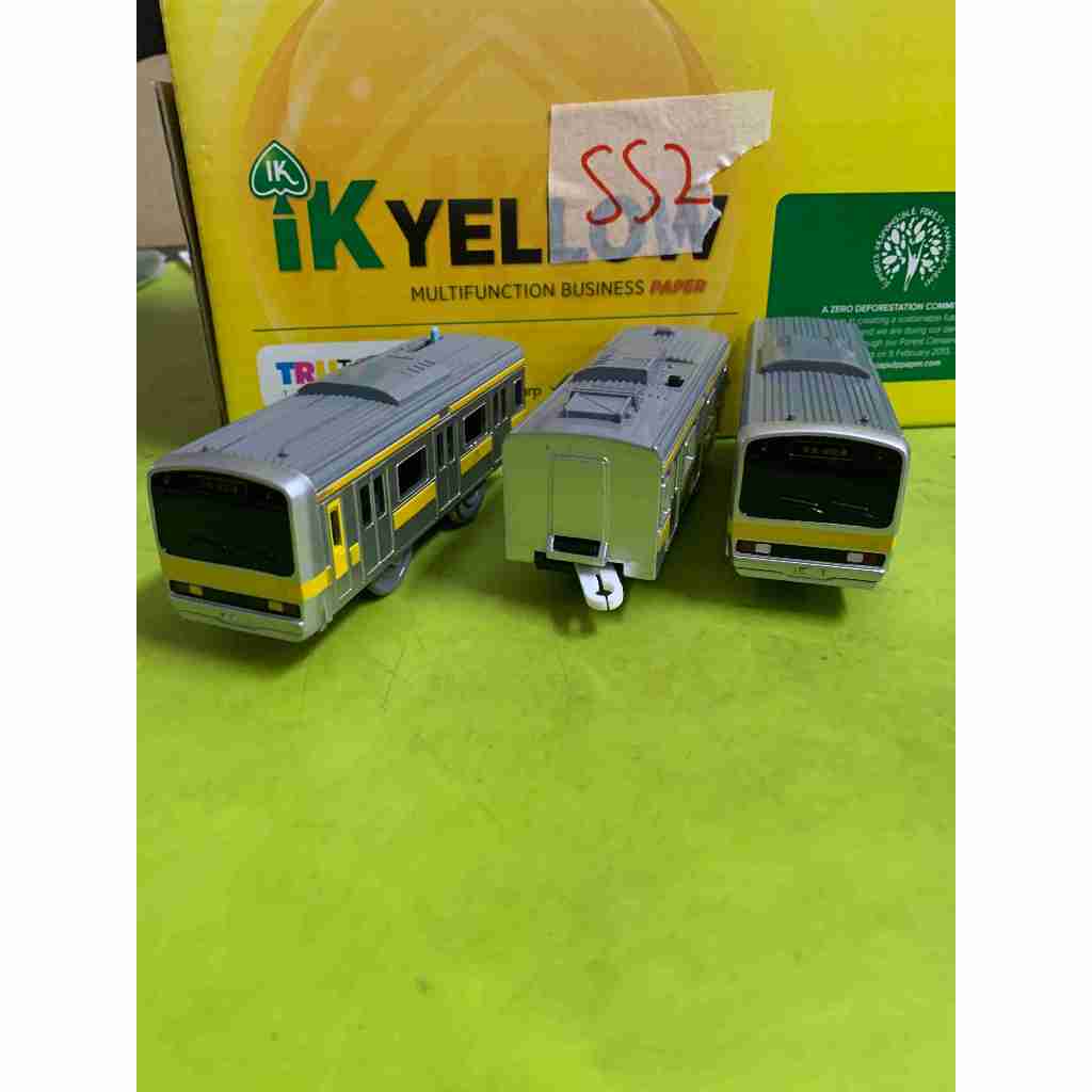 USED Tomy Plarail Train set of 3 JR Train YELLOW | Shopee Philippines