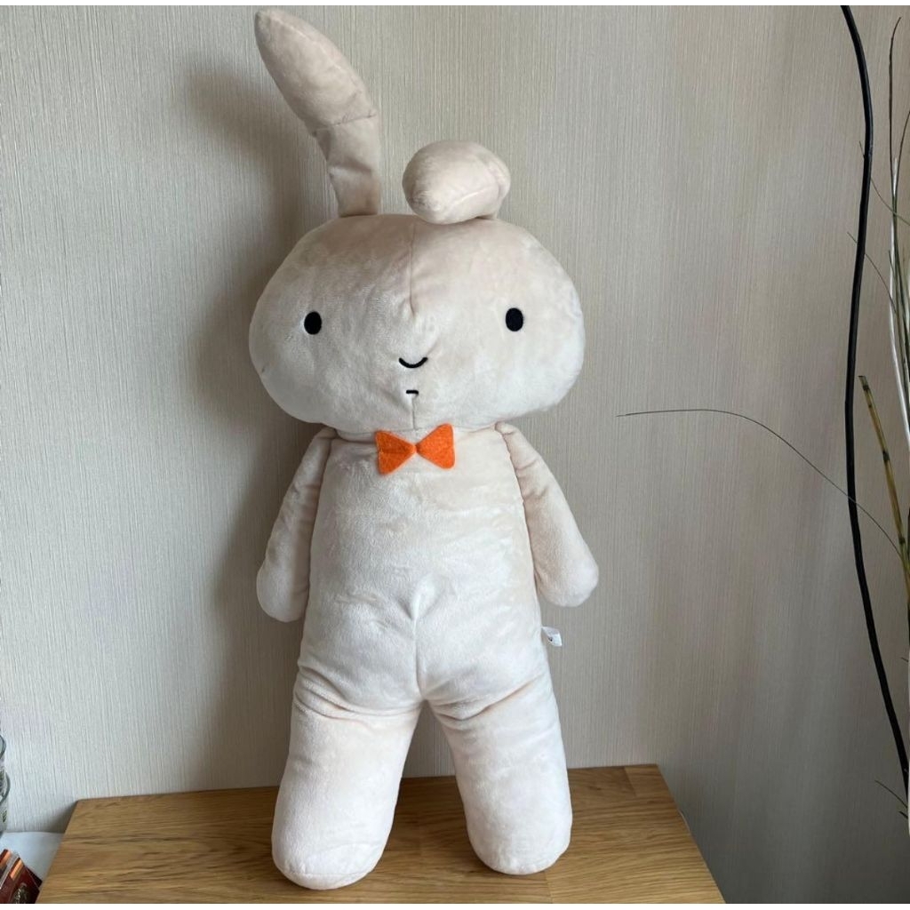 Crayon Shin-chan Nene-chan Hit Rabbit Plush Toy himawari | Shopee ...