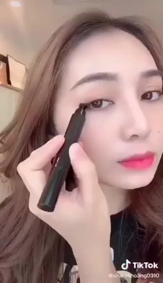 Double Head Waterproof 2 In 1 Eyeliner Seal Stamp Cat Eye Winged Eyeliner Sexy Eye Pen Shopee 