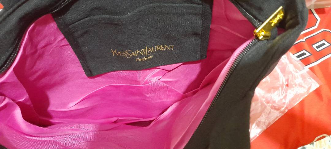 Yves Saint Laurent Black Canvas VIP Gift Parfums Tote Shopping Bag –  Capsule Gems