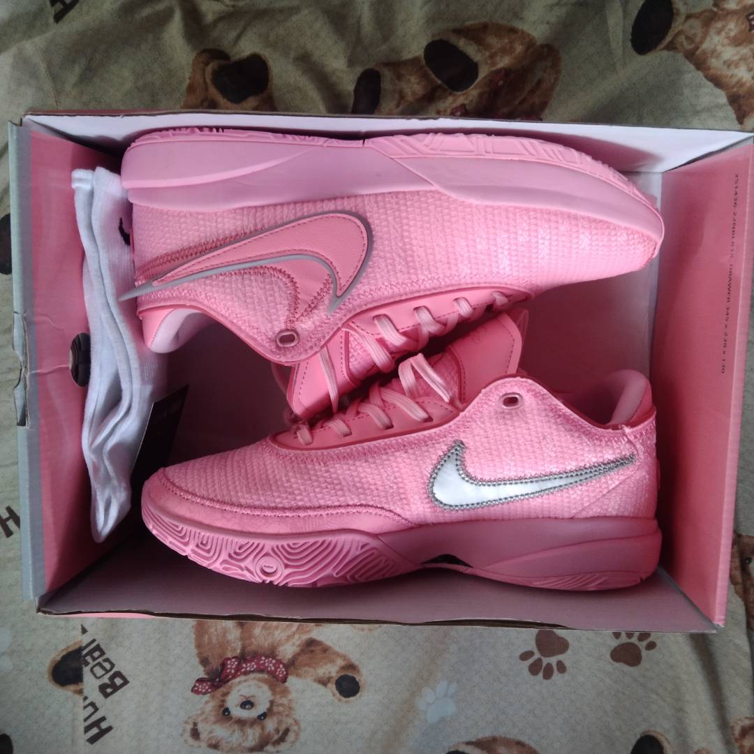 Lebron 20 Pink “Drew League”