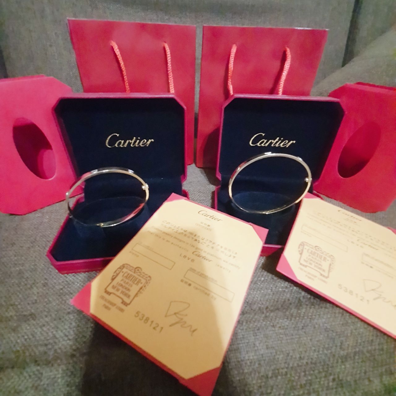 Cartier Watch and Jewellery Box and paper bag Red ref.682117 - Joli Closet