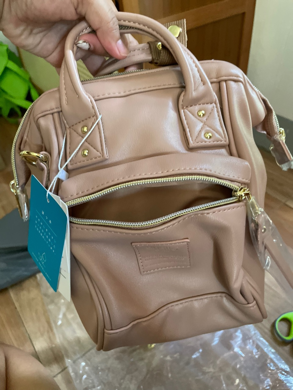 Anello Bags Philippines - 🌿 ANELLO CLASSIC PU LEATHER RUCKSACK 💗 Color:  Ivory White 💯 Authentic 💯 Original 💯 Legit ✨ NOTE: We don't sell fake/knock  offs! ✓ ON HAND STOCK 💋