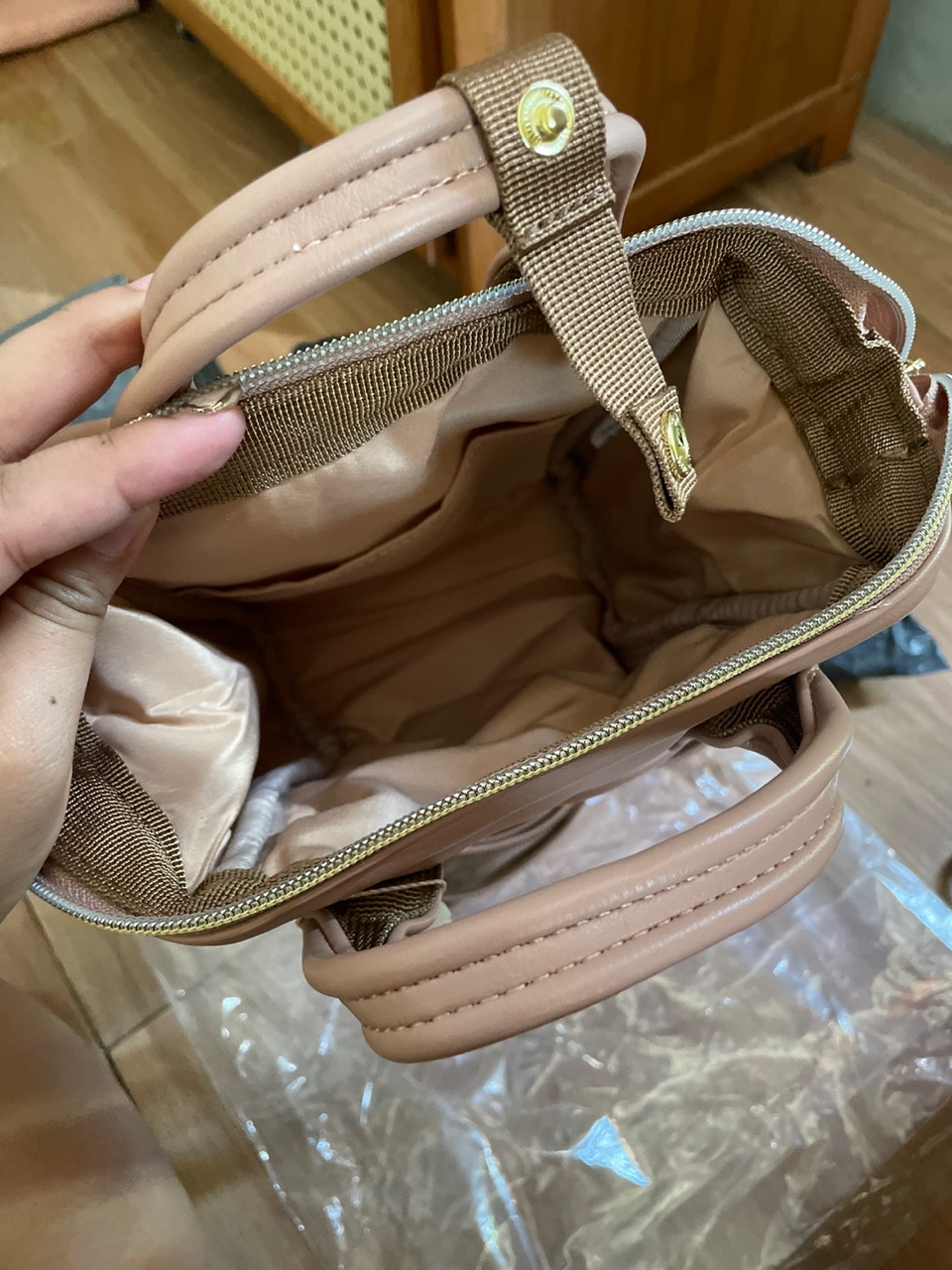 Anello 100% Authentic Retro PU Leather Clasp Shoulder Bag Tiny