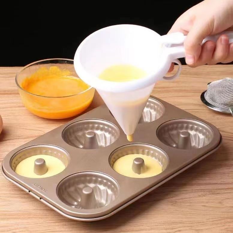 Pancake Batter Dispenser Separator Cup Funnel Cake Machine Pancake Mixer Handheld Paper Cup Cake Measuring And Baking Tool E7c889c8 097f 4587 9b6e E4200f5f9000.f5c9fd1efc4f7b313a41473f675963c1