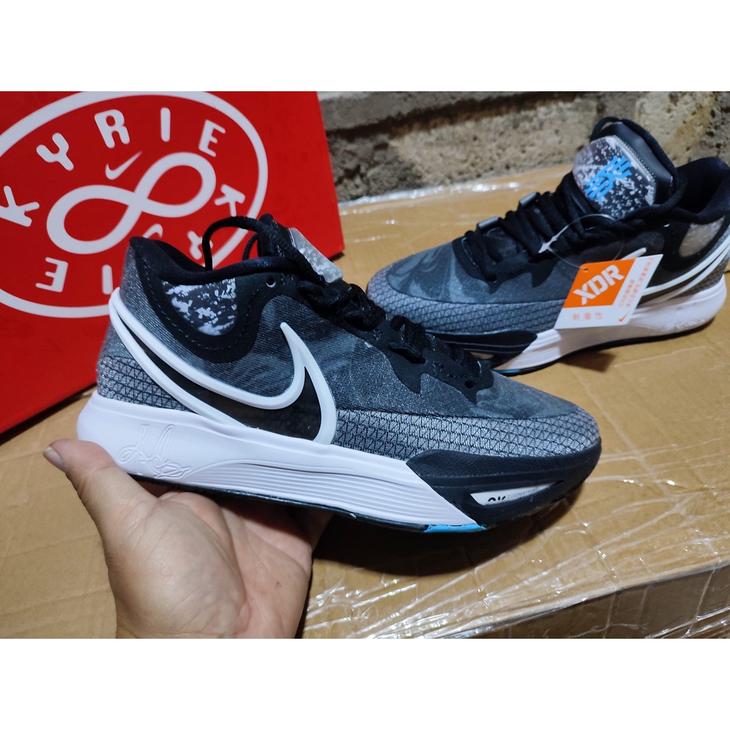 Kyrie 9 Kyrie Irving Basketball Shoes 2022 FREE SOCKS!!! | Shopee ...