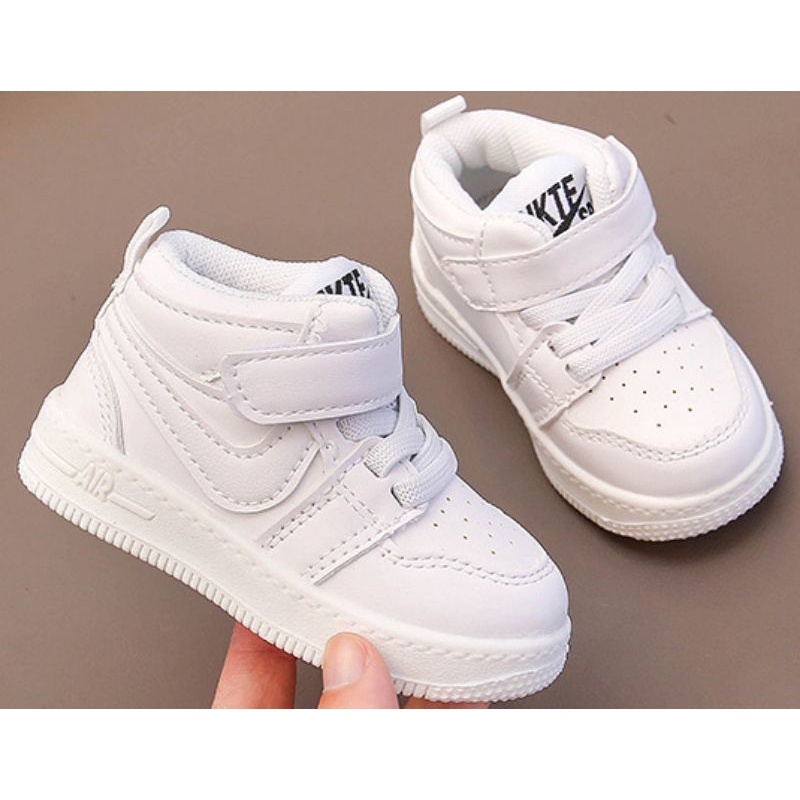 Childrens white high outlet tops