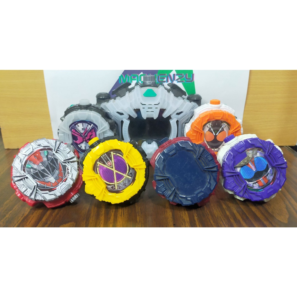 Kamen Rider Zi-O/ Masked Rider Zi-O DX Ziku Driver set / DX Zi-O Ride ...