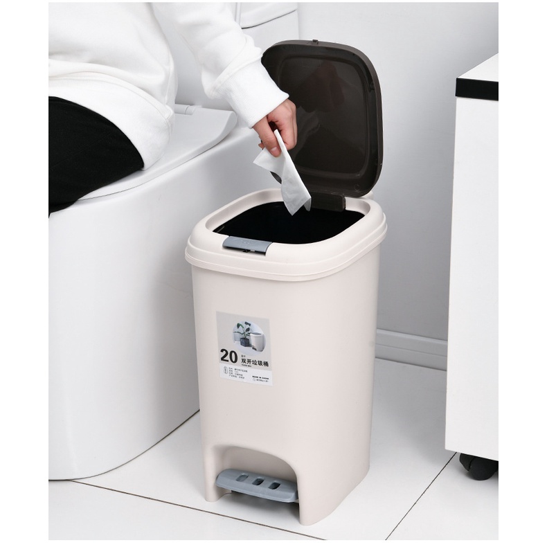 ReTouch Trash Can Foot Pedal Kitchen Waste Bin with Lid Garbage Bag ...