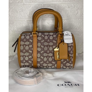 TresMarias Coach Doctors Bag Handbag with sling