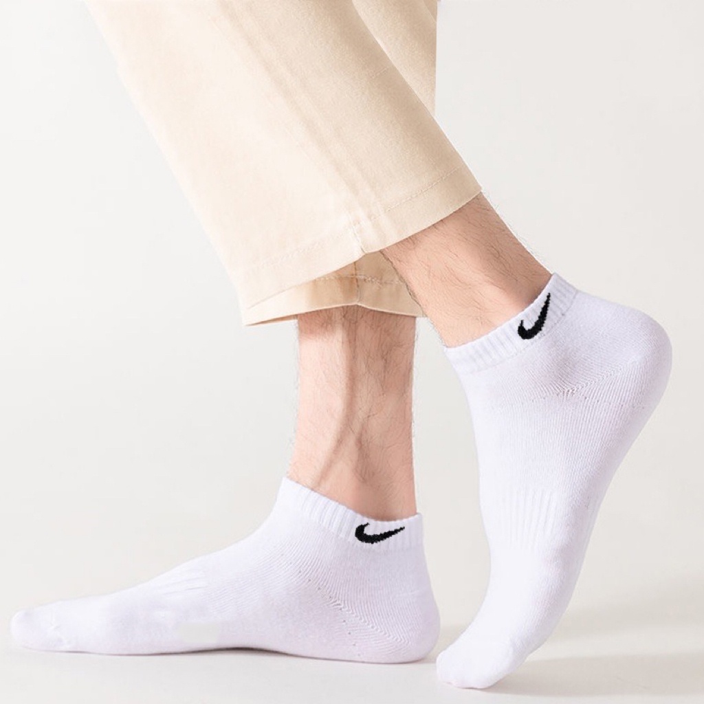 socks tube nike