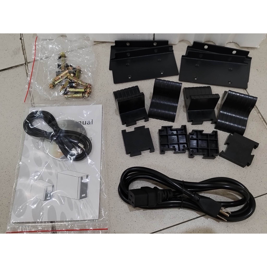 AWP ARC3000RT 3KVA/2400W Line Interactive, 6 US Sockets, LCD Display ...