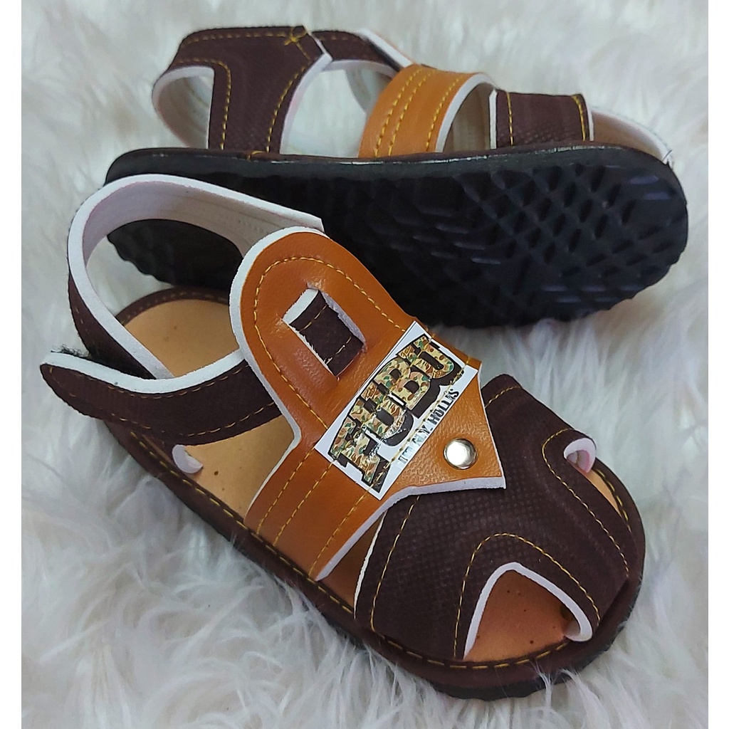 Boys sandals hot sale size 12