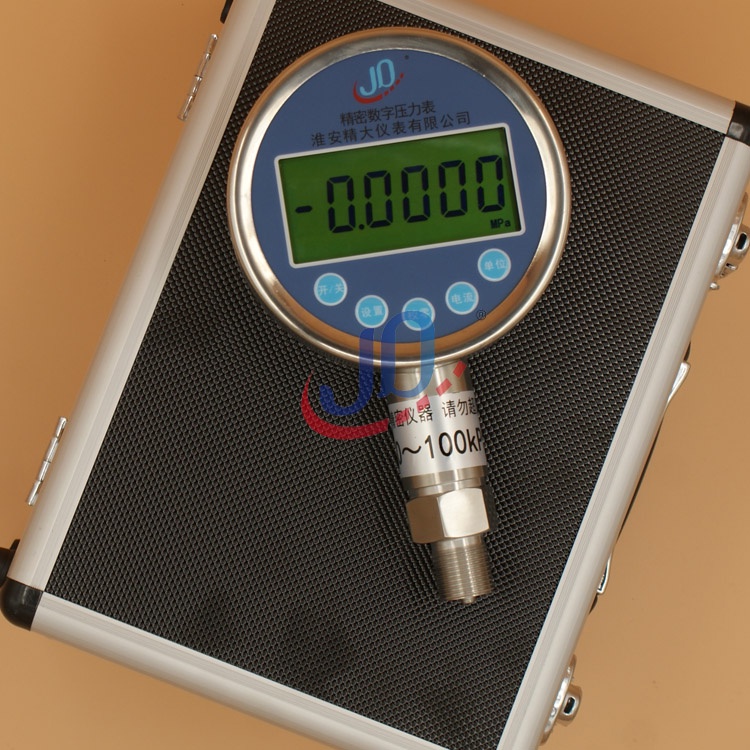 ☍Accuracy 0.05 F.S laboratory high precision digital pressure gauge