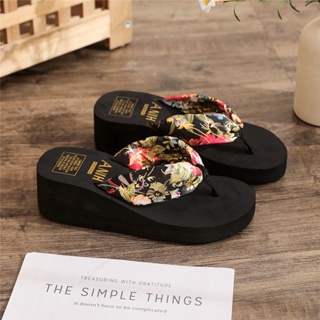 High-heeled New Style Thick-Soled Slippers Ladies Flip-Flops