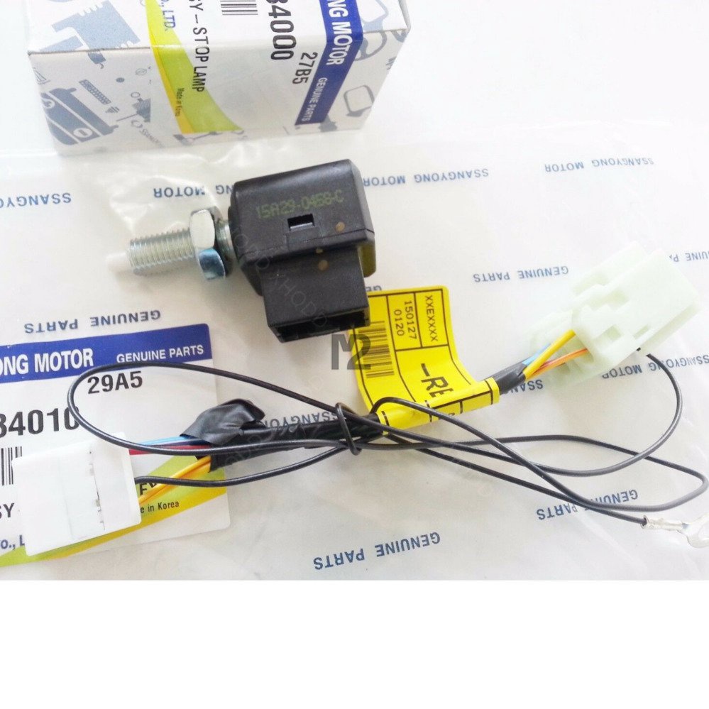 Genuine Ssanyong Actyon Sports Ute 2.0l Td Brake Stop Light Switch