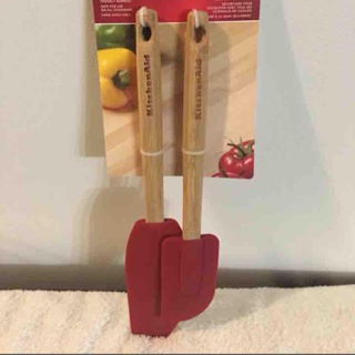 KitchenAid Classic Silicone Spatula with Bamboo - Set of 2 (Red