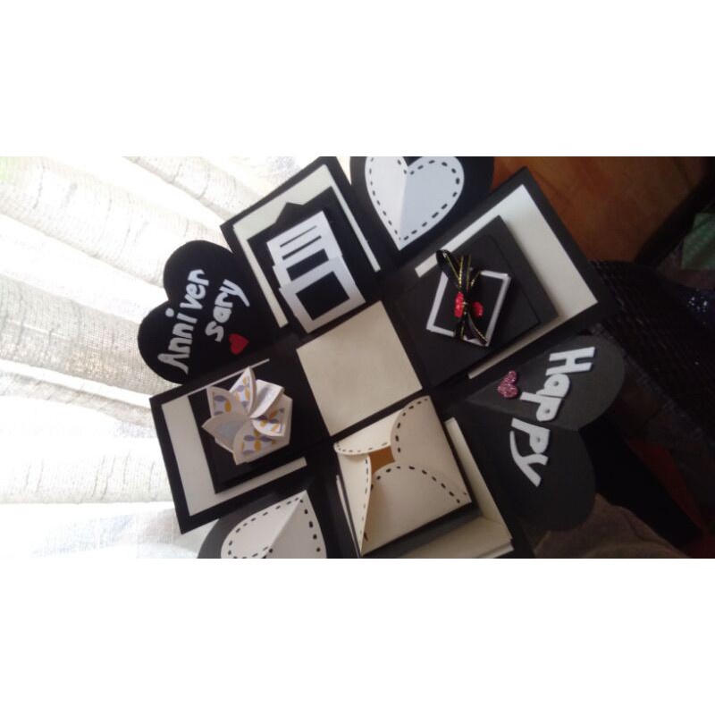 ♀Black and white explosion box (personalize) Shopee Philippines