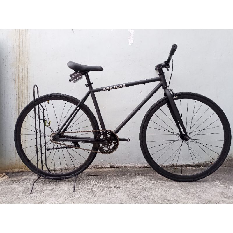 JACKAL FIXIE WITH 5 FREEBIES