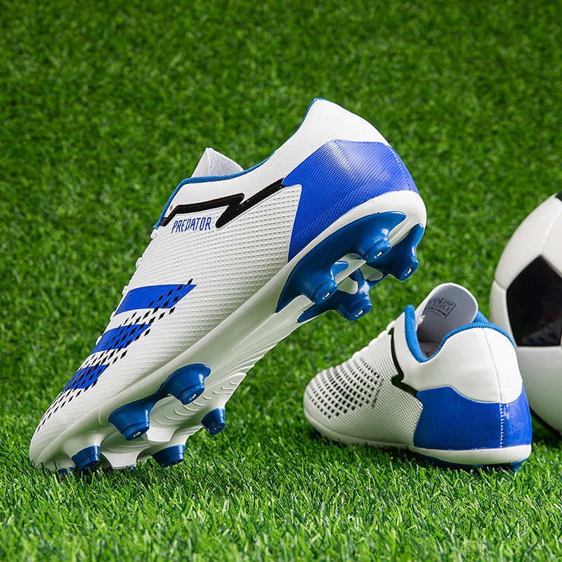 cr7 spike shoes