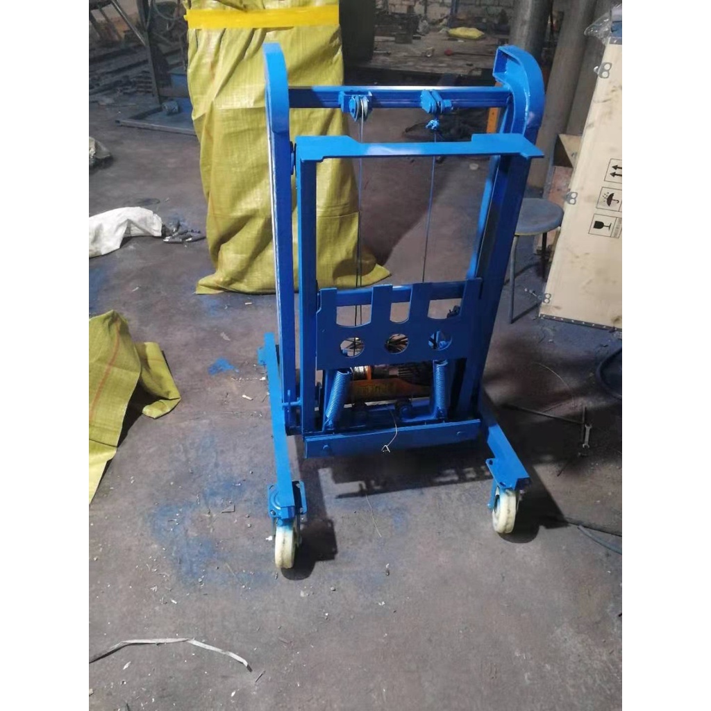 Electric trash can lifting lift electric bucket dumper garbage truck