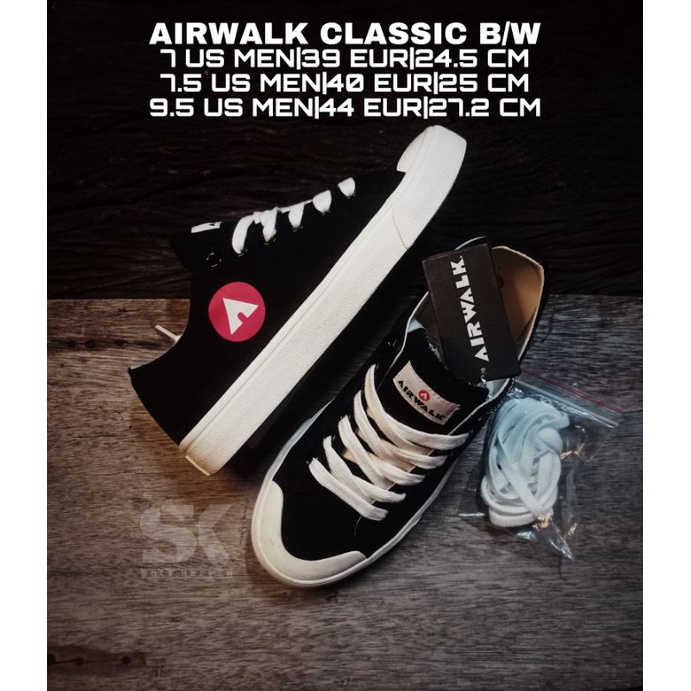 AIRWALK CLASSIC BLACK AND WHITE
