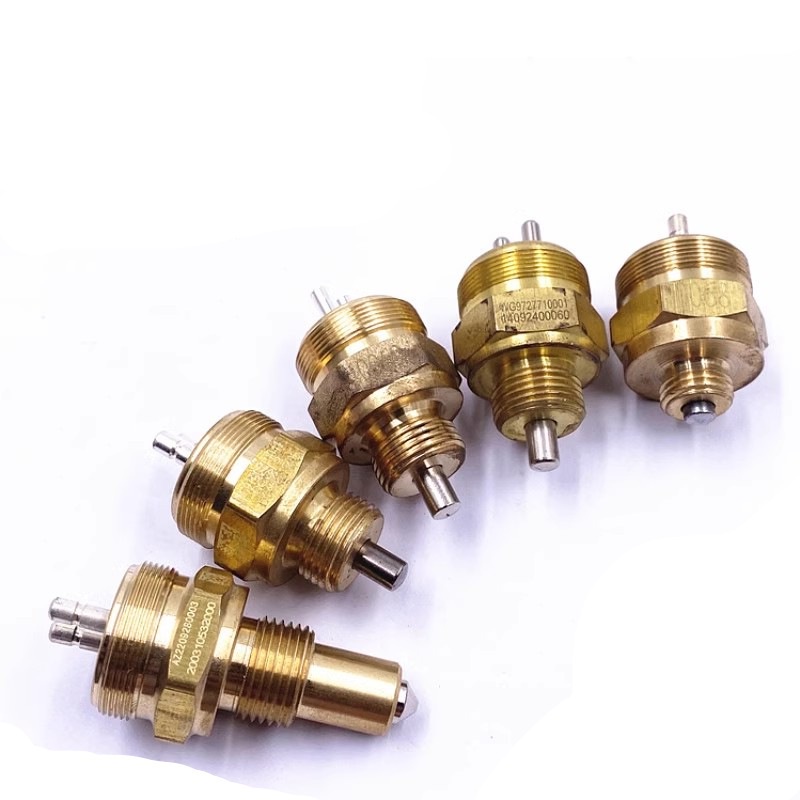 For CNHTC SINOTRUK HOWO Neutral Pressure Switch A7 H7 HOKA GOLDEN ...