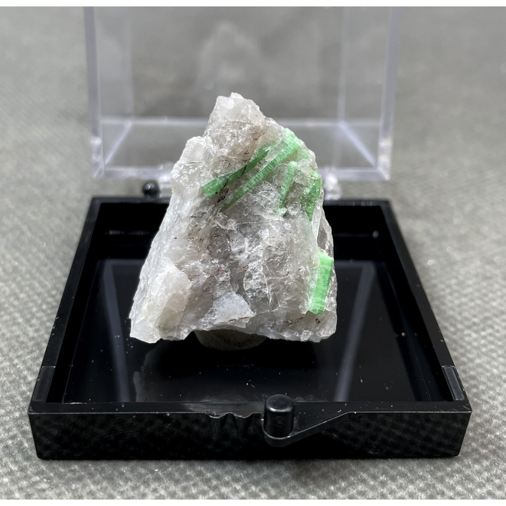 ~BEST! 100% Natural green emerald mineral gem-grade crystal specimens ...