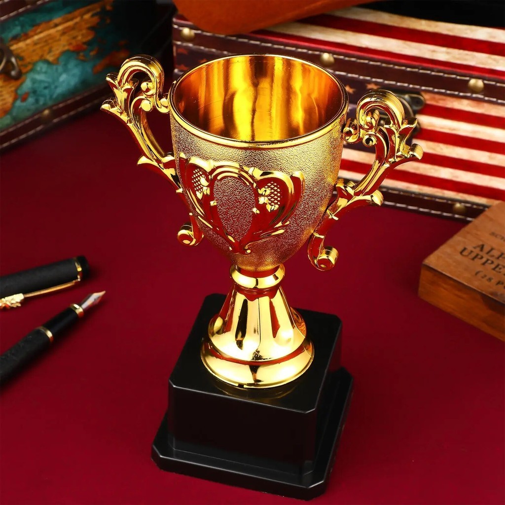 Plastic Trophy Sports Competitions Winner Award Trophy Toy with Base ...