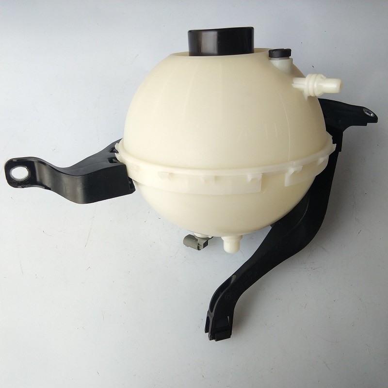 ️Suitable for B M w 5 series/F18/F02/F10 auxiliary kettle coolant tank