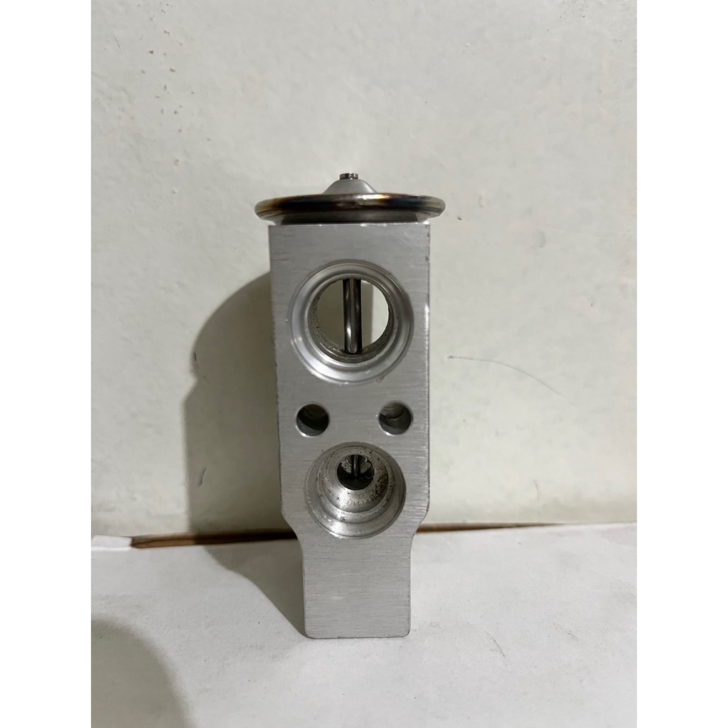 Mitsubishi Adventure Rear AC Expansion Valve 19992021 Lighter Type Auto