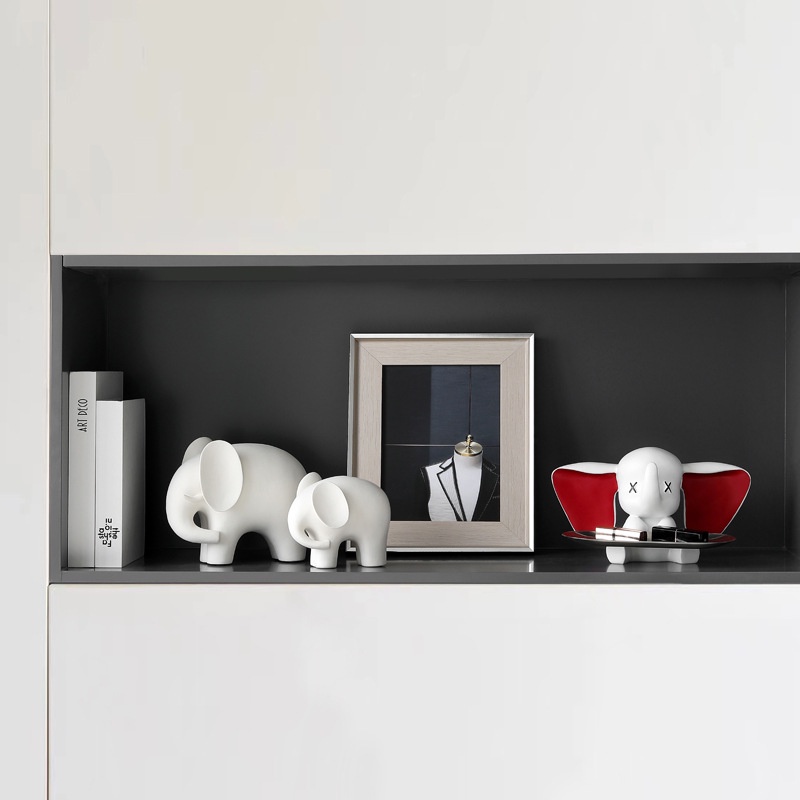 Home Decorations And Display Statues Center Table Decorations Living ...