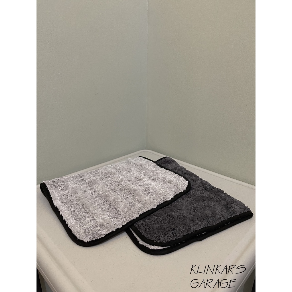 The Gauntlet Microfiber Drying Towel by The Rag Company 15x24 sold per