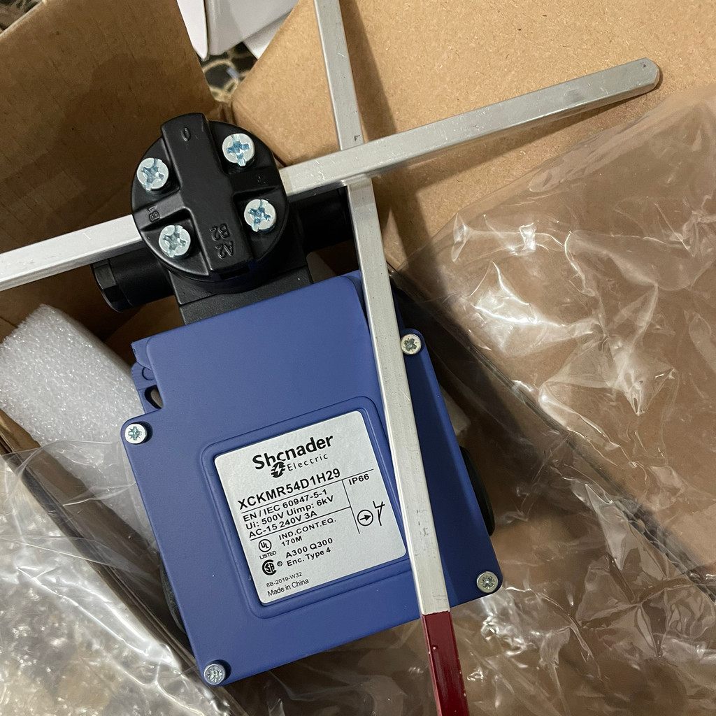 Cross limit switch XCKMR54D1H29 limiter crane cross limit Shopee