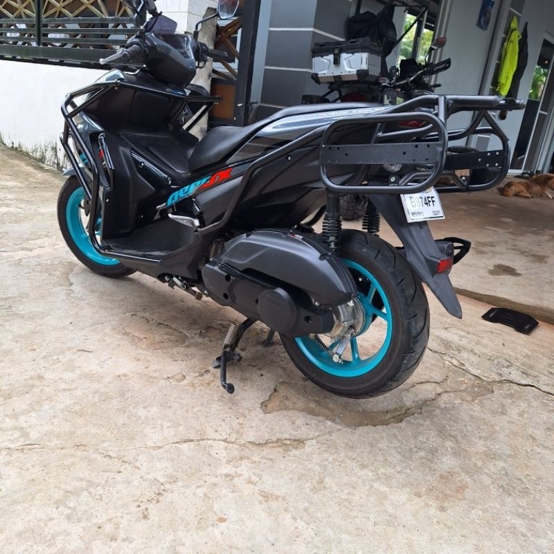 AEROX 155 ( v1 & v2 ) - Top Box with Side Bracket Heavy Duty | Shopee ...