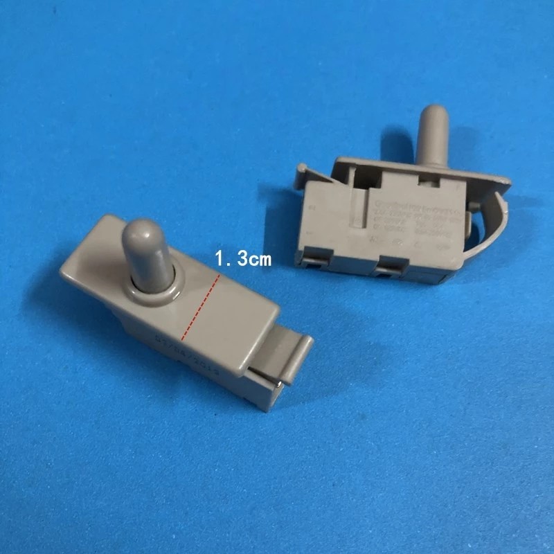 ☭1PC Refrigerator spare parts door light control normally closing push