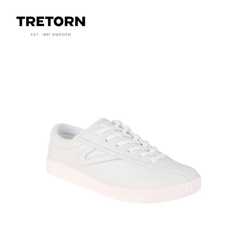 White leather best sale tretorn shoes