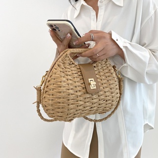 Fashion Thick Chains Rattan Conch Women Shoulder Bags Design